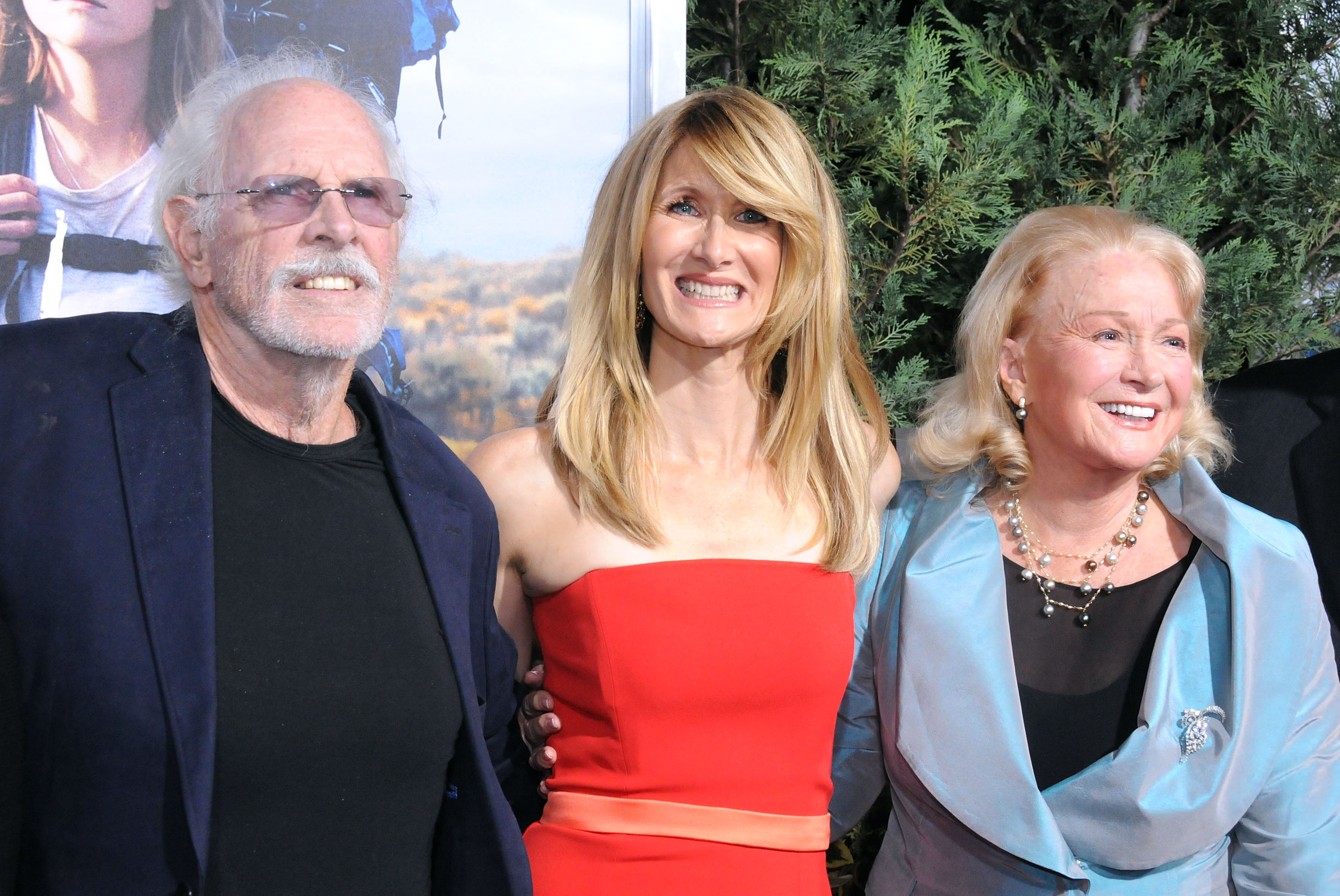 Bruce Dern and Diane Ladd with their daughter Laura Dern at the Los Angeles premiere of "Wild" in Beverly Hills, California on November 19, 2014. | Source: Getty Images