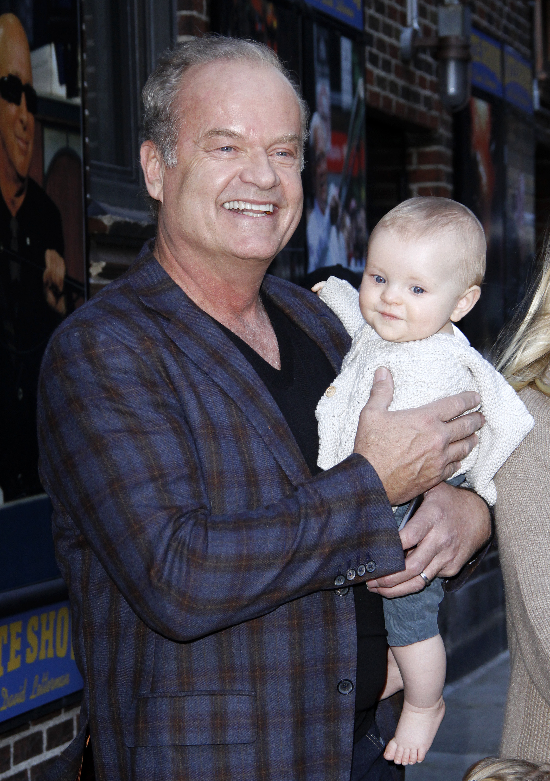 Kelsey and Kelsey Gabriel Grammer leave the "Late Show with David Letterman" at Ed Sullivan Theater on March 11, 2015 in New York City | Source: Getty Images